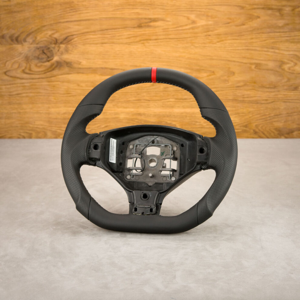 Modyfikacja i obszycie kierownicy Peugeot RCZ