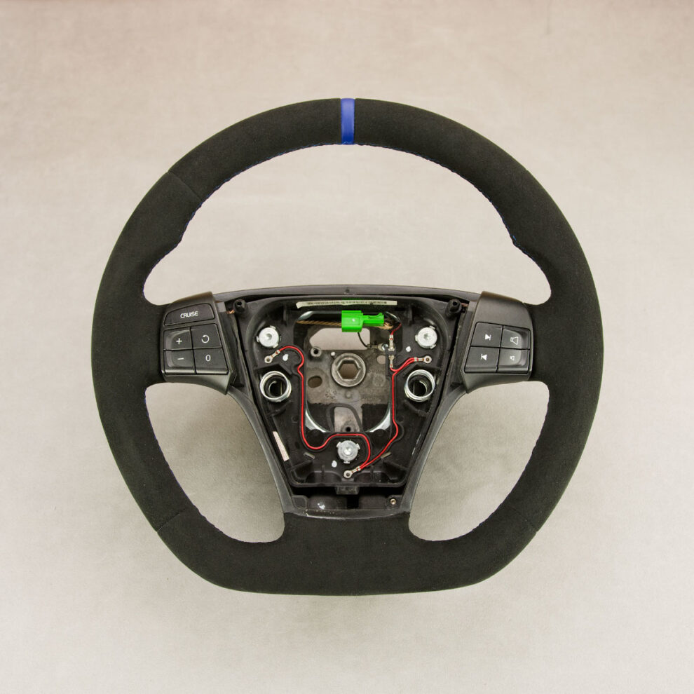 Modyfikacja i obszycie kierownicy Volvo C30