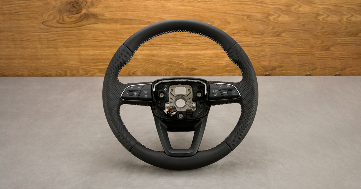 Obszycie kierownicy Audi A4 B9 Obszycie kierownicy Audi A4 B9