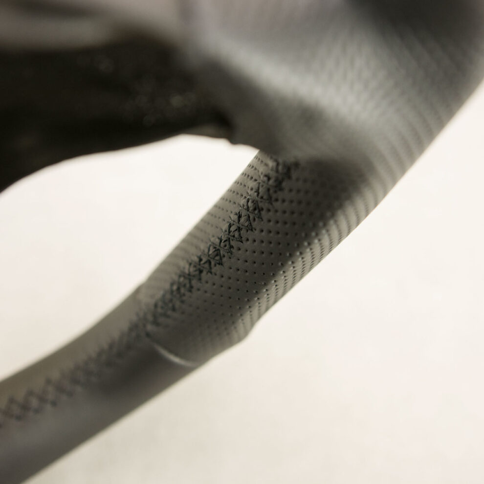 Modyfikacja i obszycie kierownicy Audi A4 B5