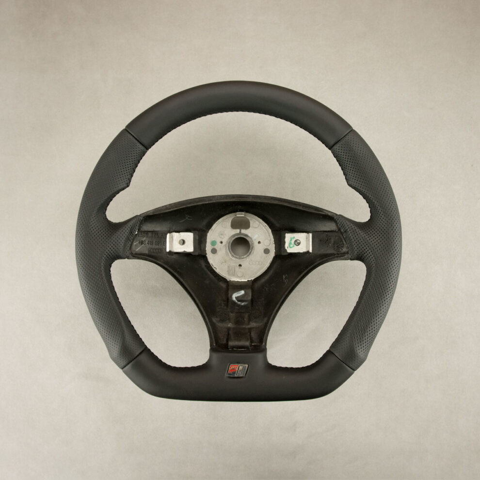 Modyfikacja i obszycie kierownicy Audi A4 B5