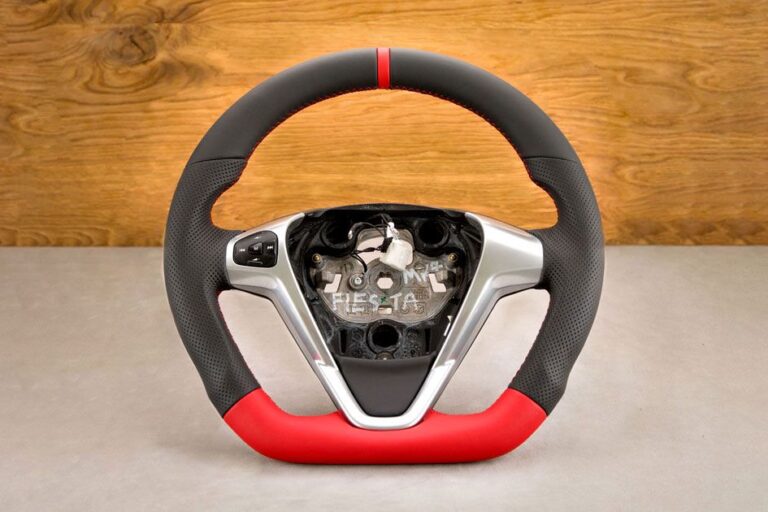 Modyfikacja i obszycie kierownicy Ford Fiesta Mk7