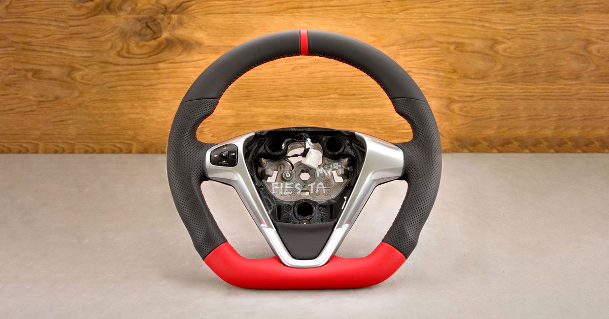 Modyfikacja i obszycie kierownicy Ford Fiesta Mk7