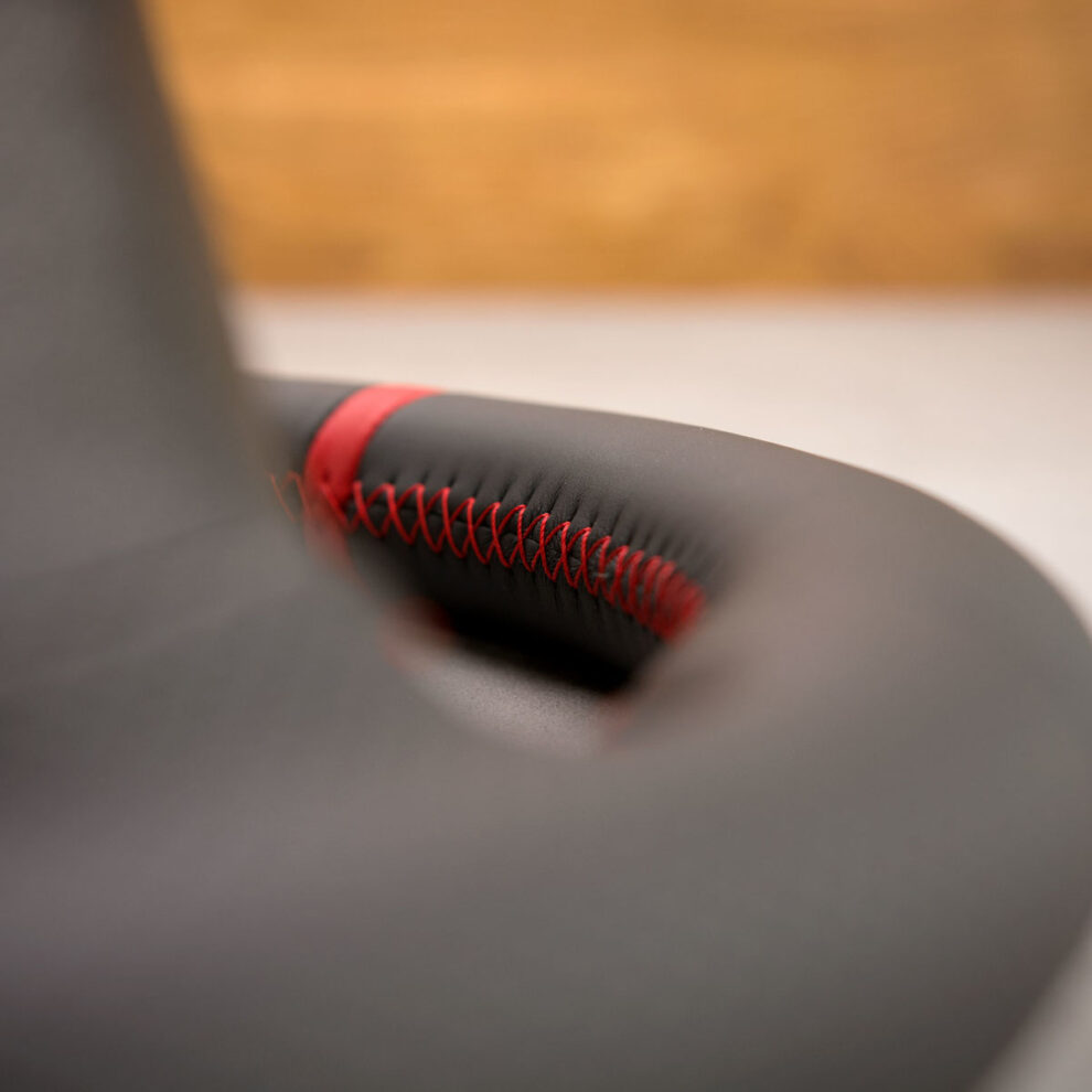 Modyfikacja i obszycie kierownicy Ford Fiesta Mk7