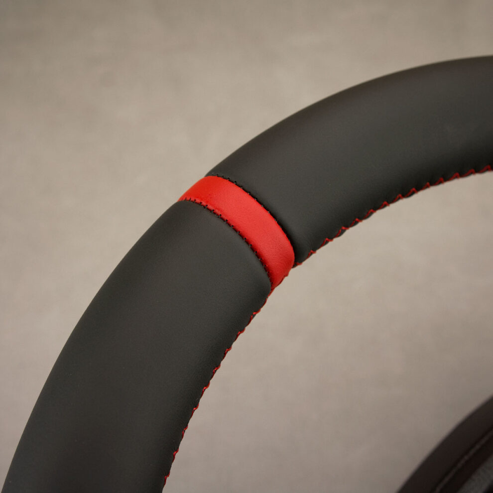 Modyfikacja i obszycie kierownicy Ford Fiesta Mk7