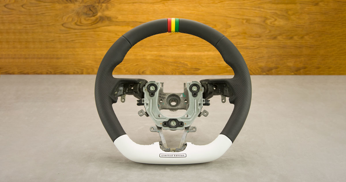 Modyfikacja i obszycie kierownicy Hyundai Veloster Modyfikacja i obszycie kierownicy Hyundai Veloster