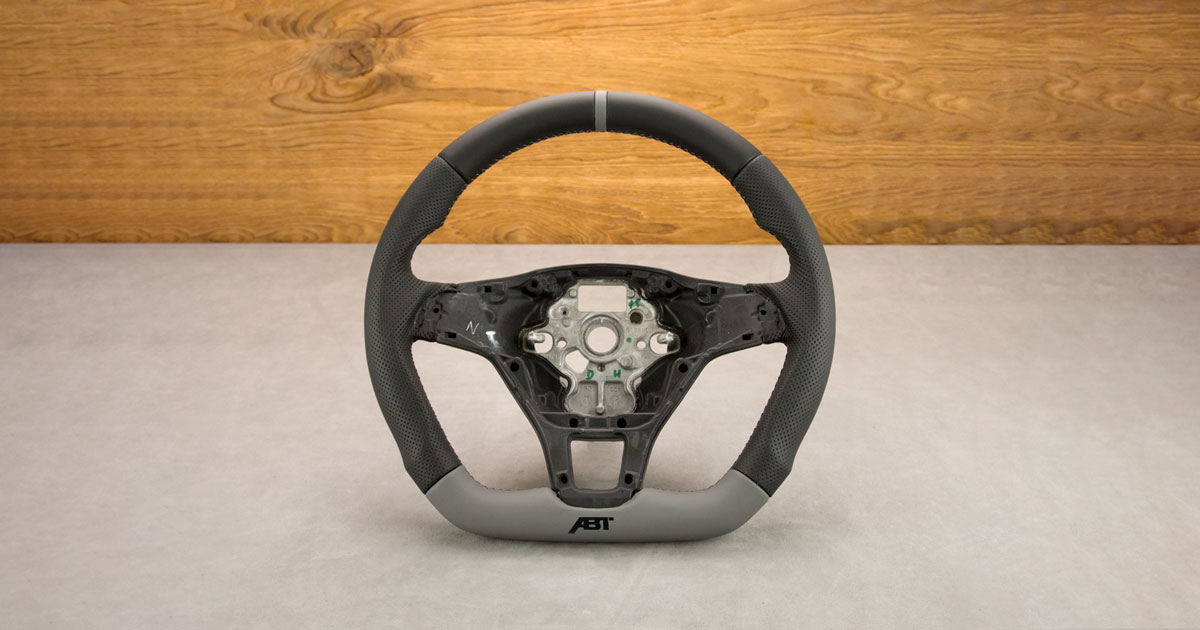 Modyfikacja i obszycie kierownicy Volkswagen Caravelle T6 Modyfikacja i obszycie kierownicy Volkswagen Caravelle T6