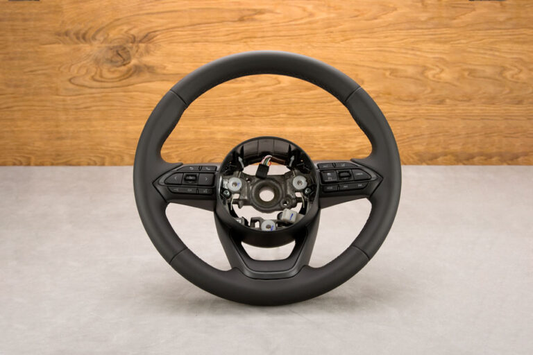 Obszycie kierownicy Toyota Yaris IV
