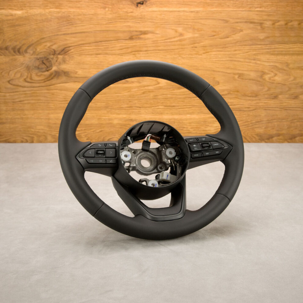 Obszycie kierownicy Toyota Yaris IV