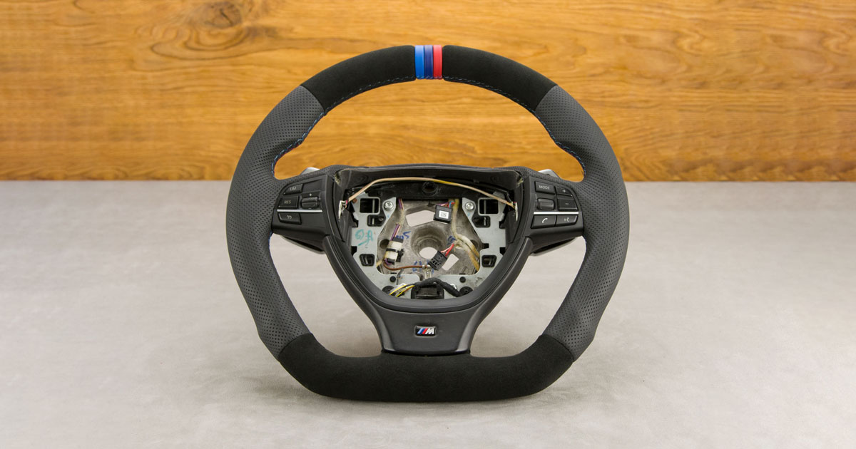 Modyfikacja i obszycie kierownicy BMW F10 Modyfikacja i obszycie kierownicy BMW F10