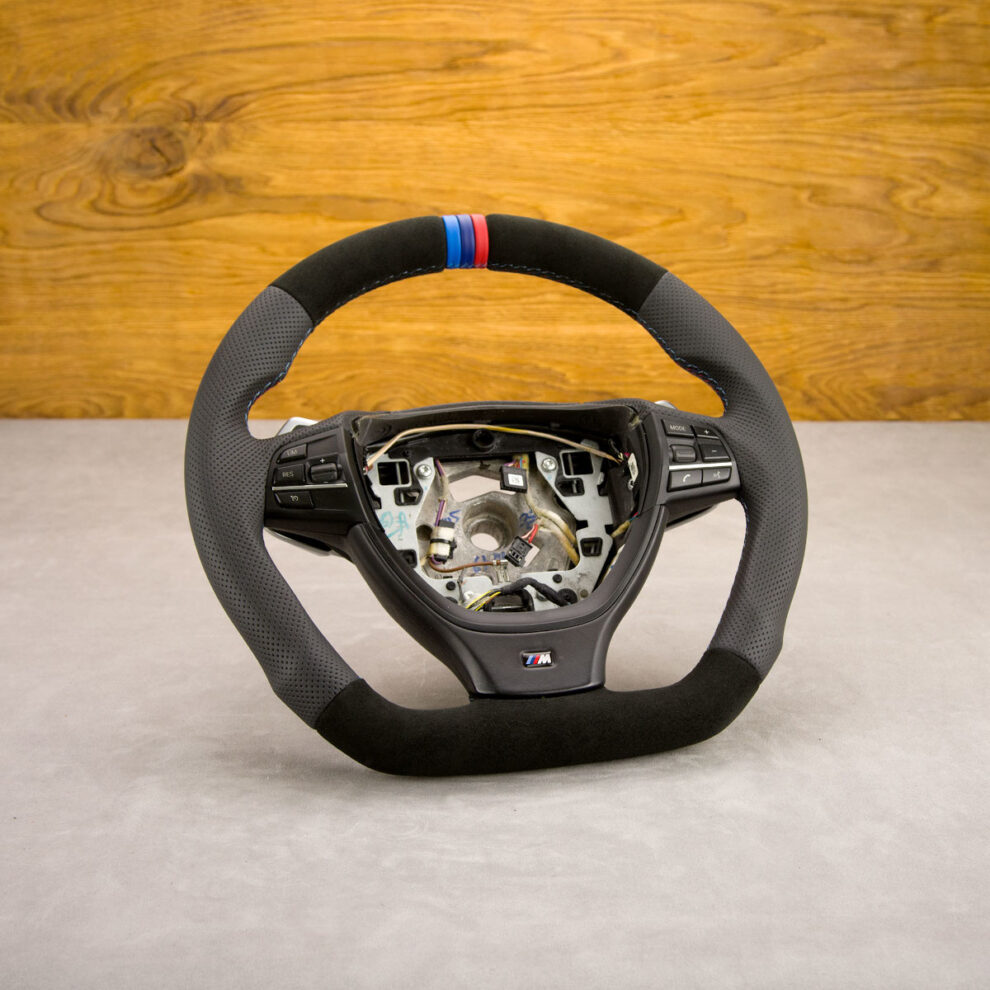 Modyfikacja i obszycie kierownicy BMW F10