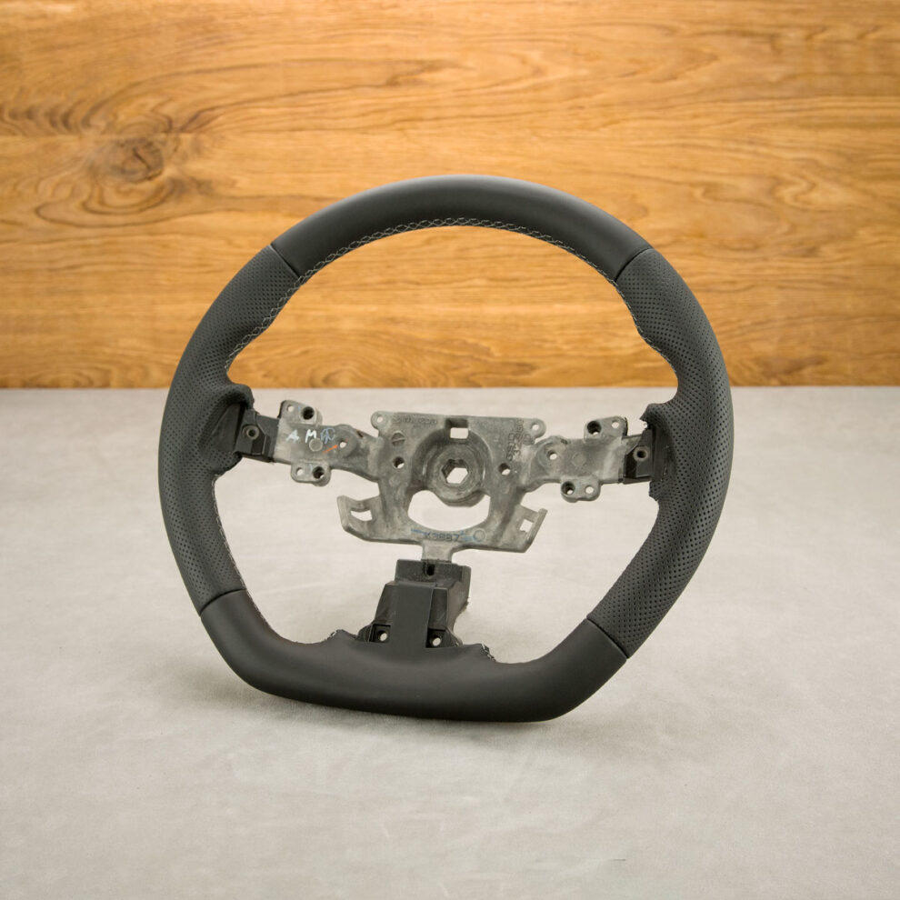 Modyfikacja i obszycie kierownicy Mazda 6