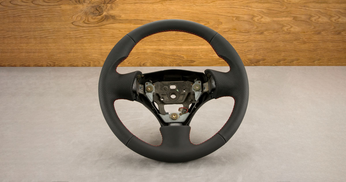 Modyfikacja i obszycie kierownicy Mazda MX-5 Modyfikacja i obszycie kierownicy Mazda MX-5