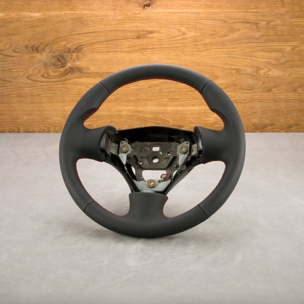 Modyfikacja i obszycie kierownicy Mazda MX-5