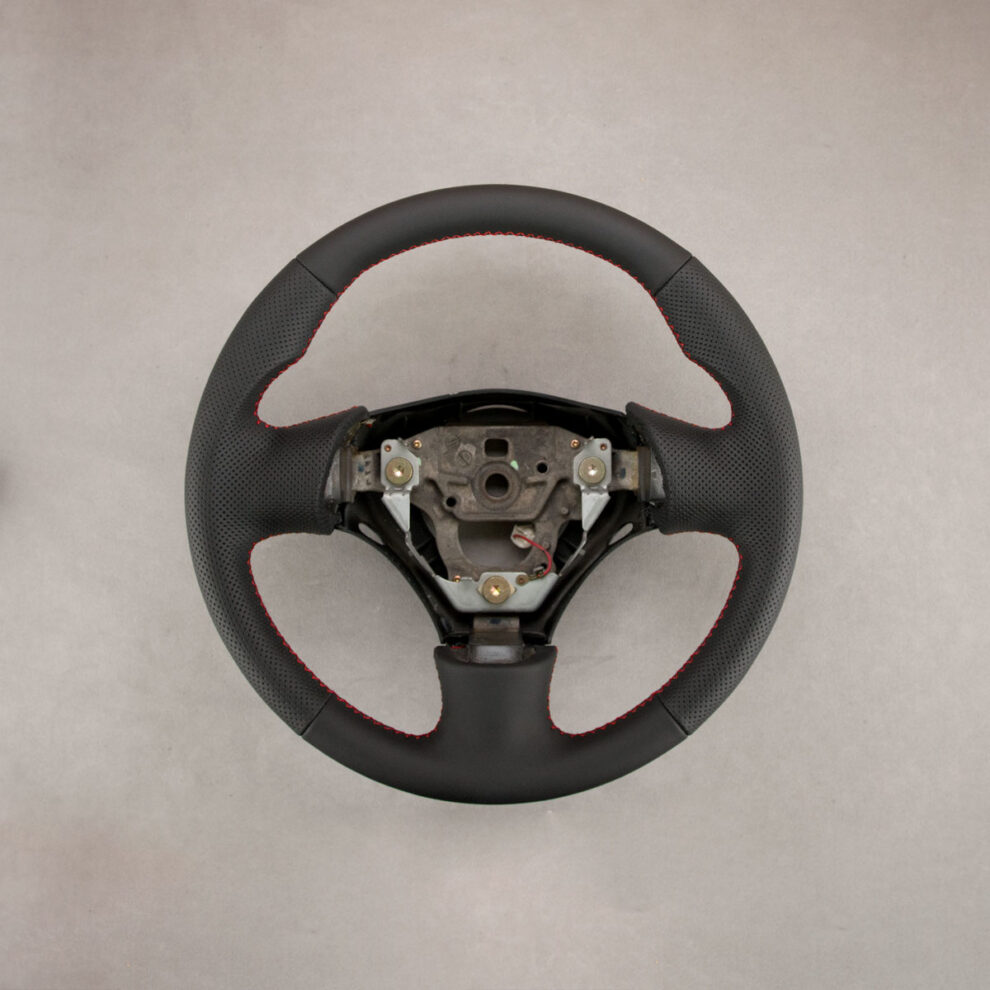 Modyfikacja i obszycie kierownicy Mazda MX-5