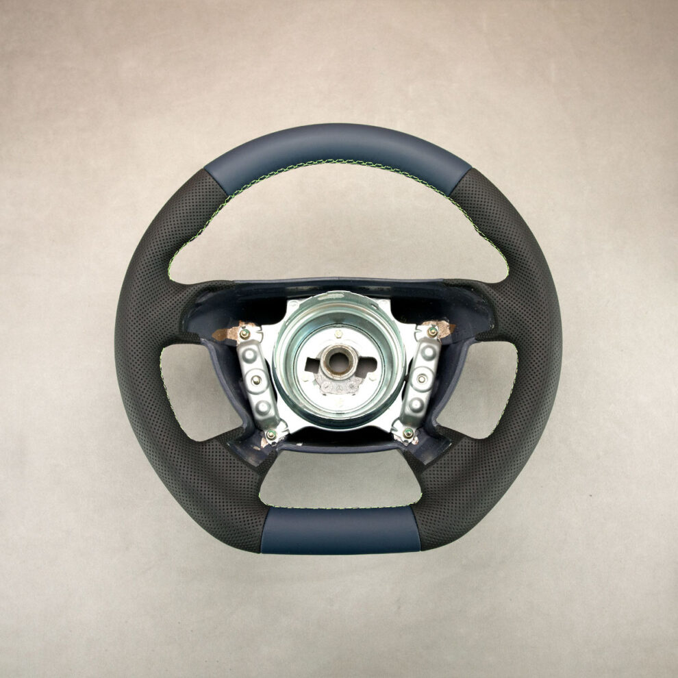 Modyfikacja i obszycie kierownicy Mercedes-Benz CLK W208