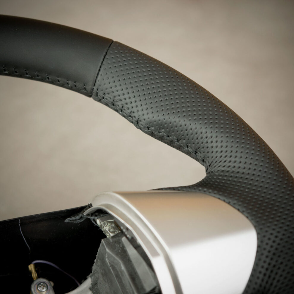 Modyfikacja i obszycie kierownicy Mitsubishi Lancer IX