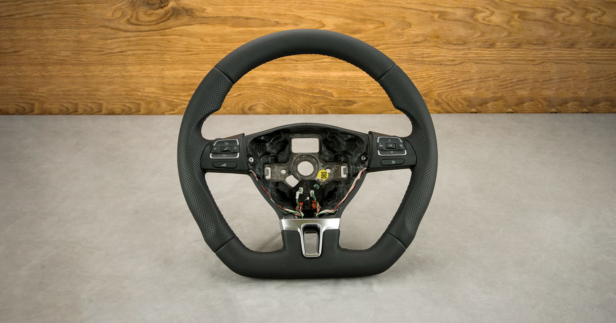 Modyfikacja i obszycie kierownicy Volkswagen Passat B7