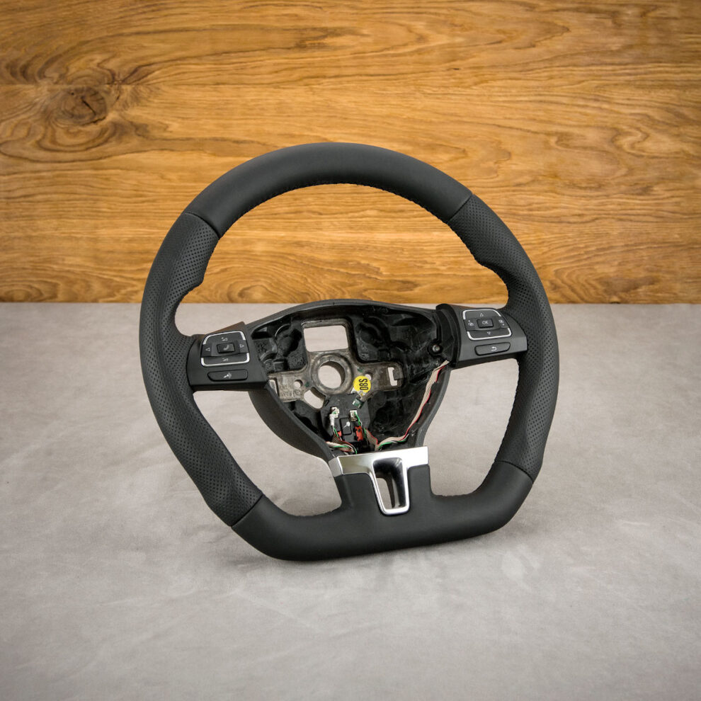 Modyfikacja i obszycie kierownicy Volkswagen Passat B7