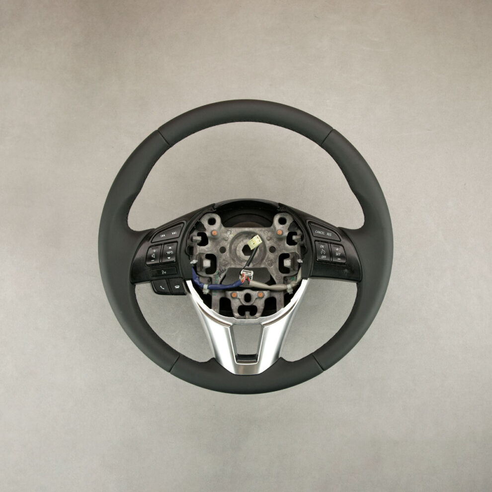 Obszycie kierownicy Mazda CX-5