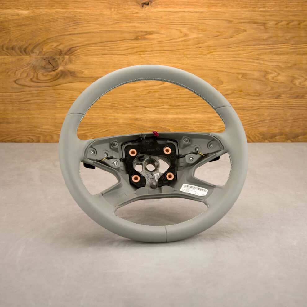 Obszycie kierownicy Mercedes-Benz ML164