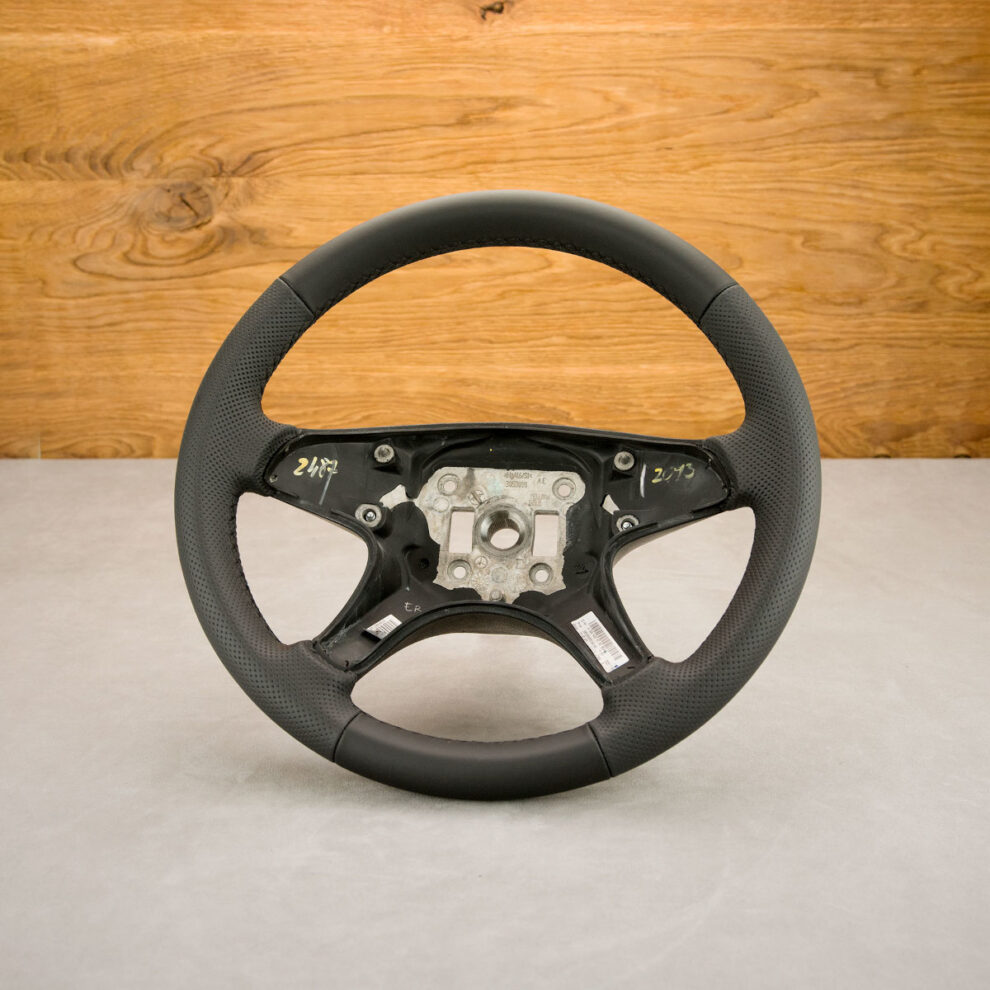 Obszycie kierownicy Mercedes-Benz W204