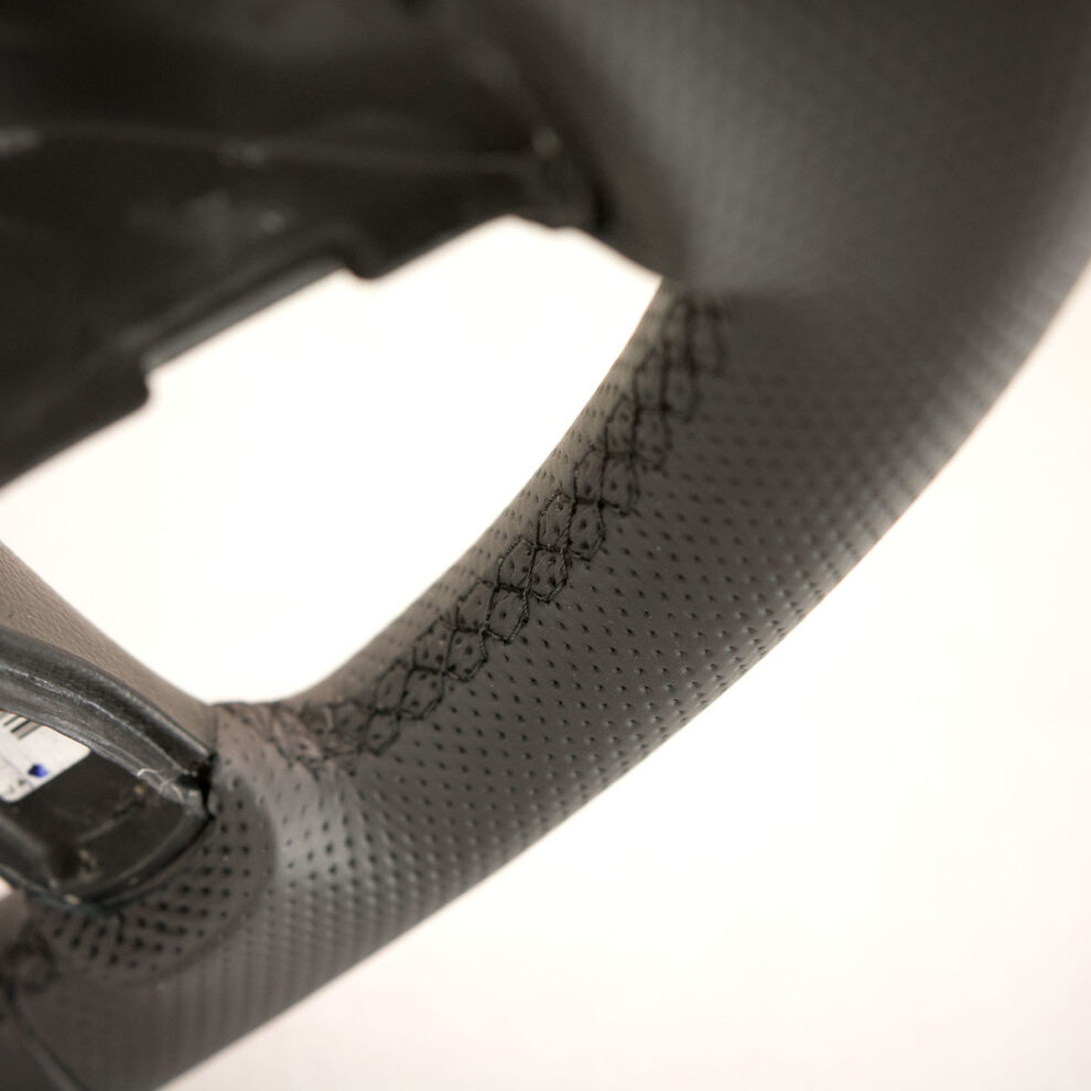 Obszycie kierownicy Mercedes-Benz W204