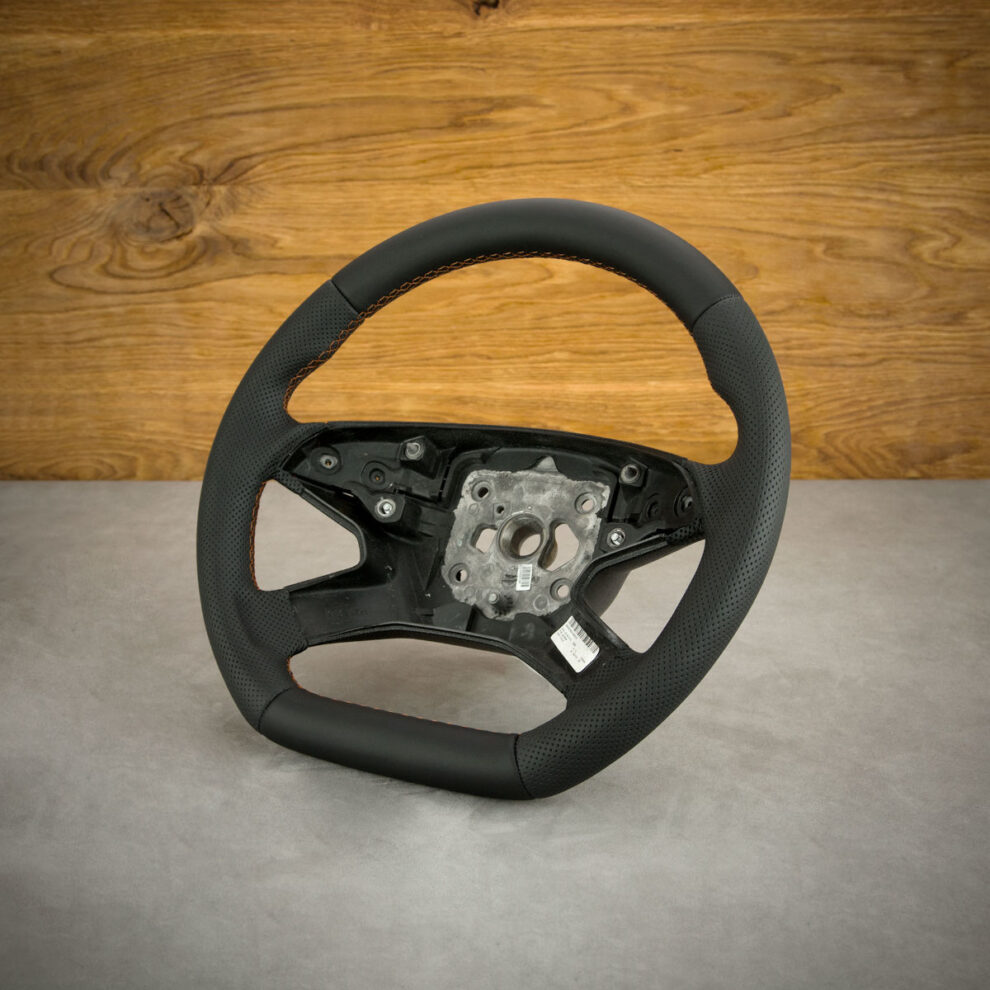 Modyfikacja i obszycie kierownicy Mercedes-Benz W164