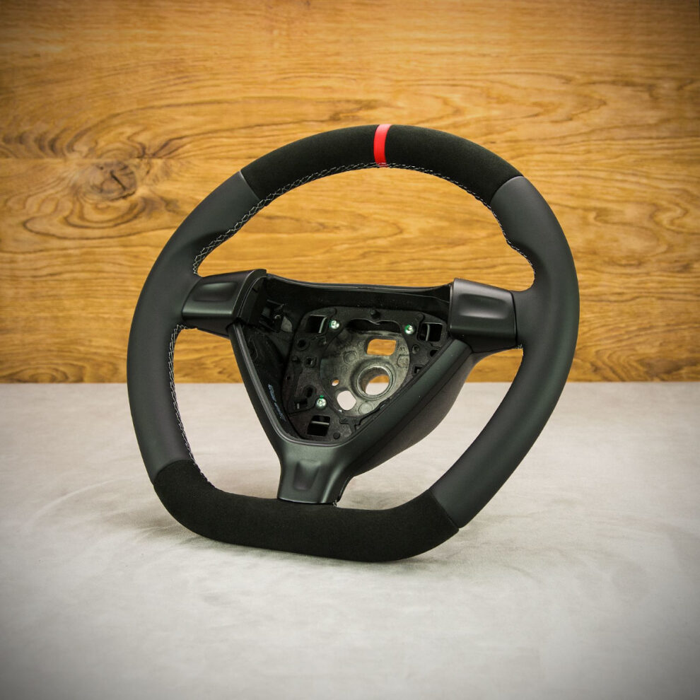 Modyfikacja i obszycie kierownicy Porsche 718 Cayman