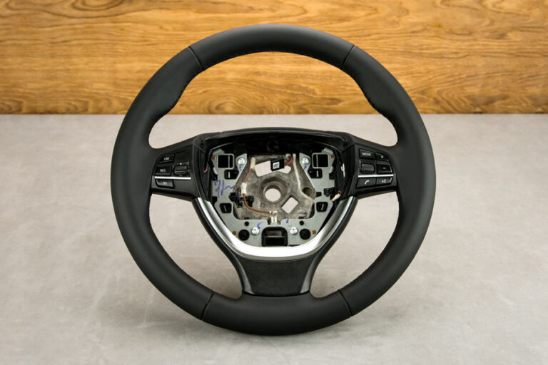 Obszycie kierownicy BMW F01
