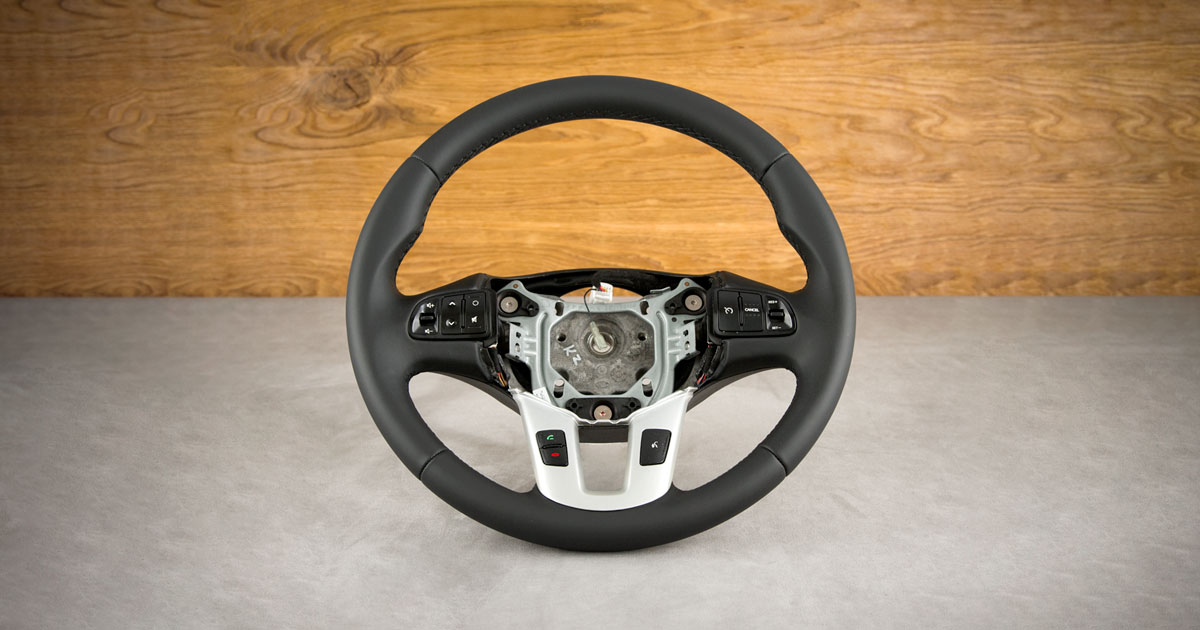 Obszycie kierownicy KIA Sportage III Obszycie kierownicy KIA Sportage III