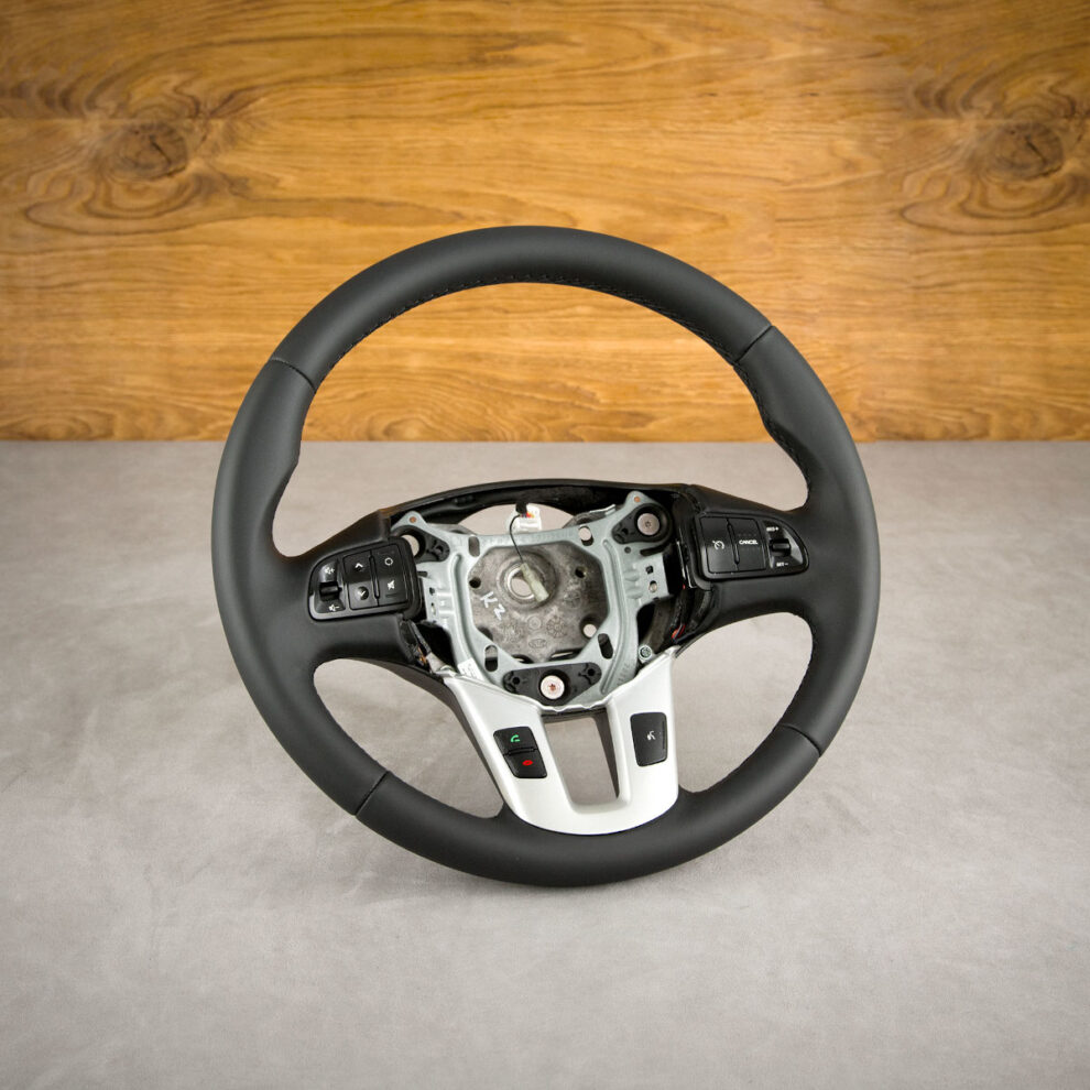 Obszycie kierownicy KIA Sportage III