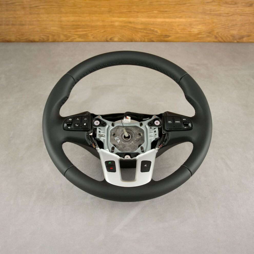 Obszycie kierownicy KIA Sportage III