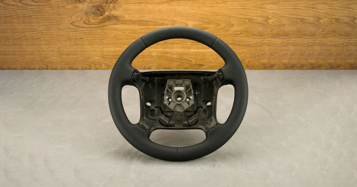 Obszycie kierownicy Land Rover Discovery