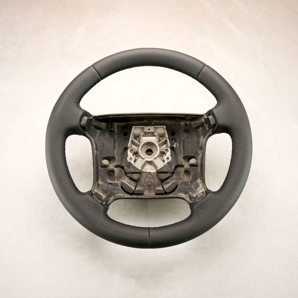 Obszycie kierownicy Land Rover Discovery