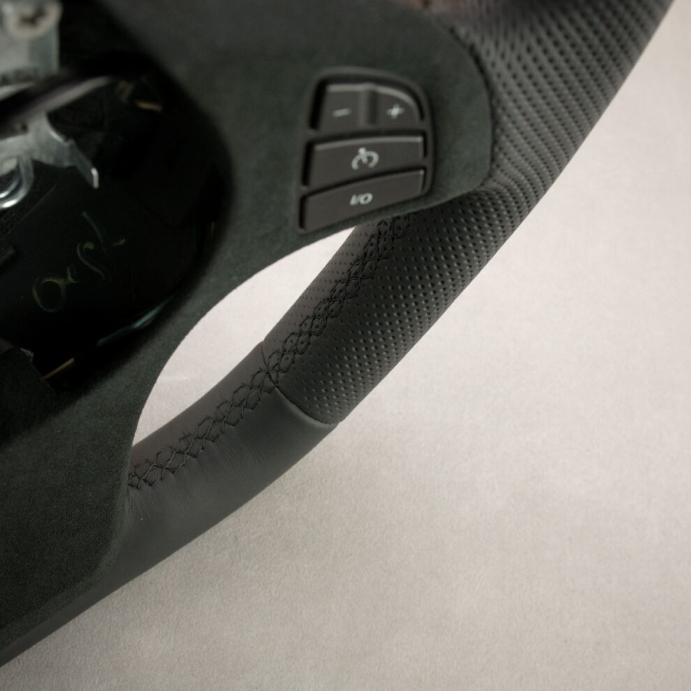 Modyfikacja i obszycie kierownicy BMW X3 E83