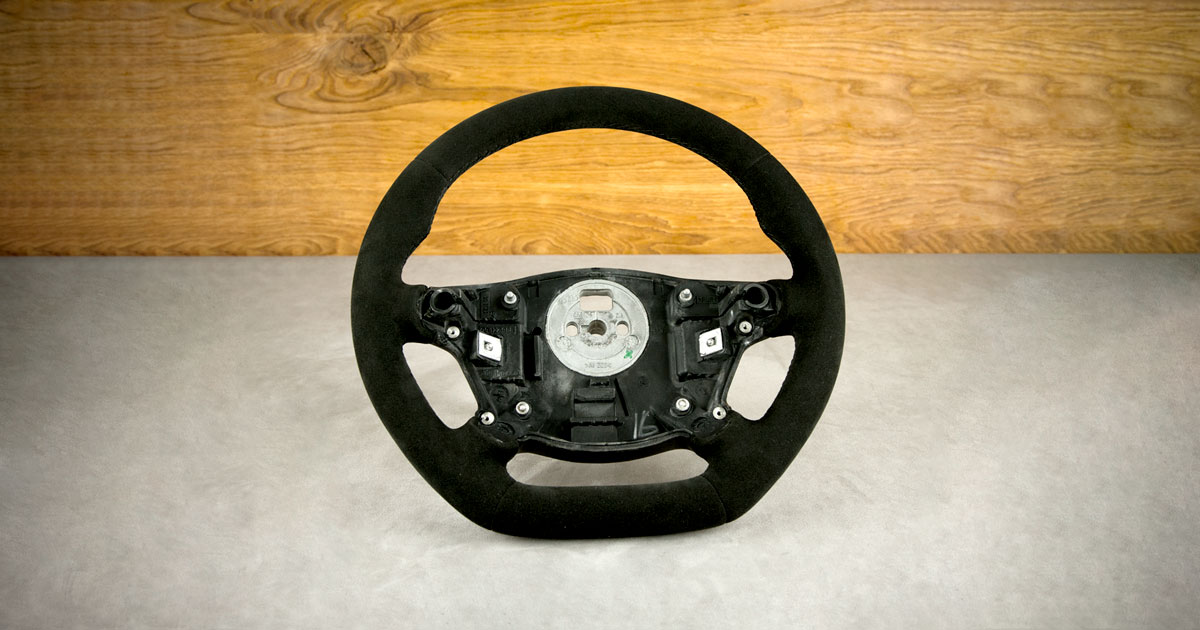 Modyfikacja i obszycie kierownicy Opel Omega
