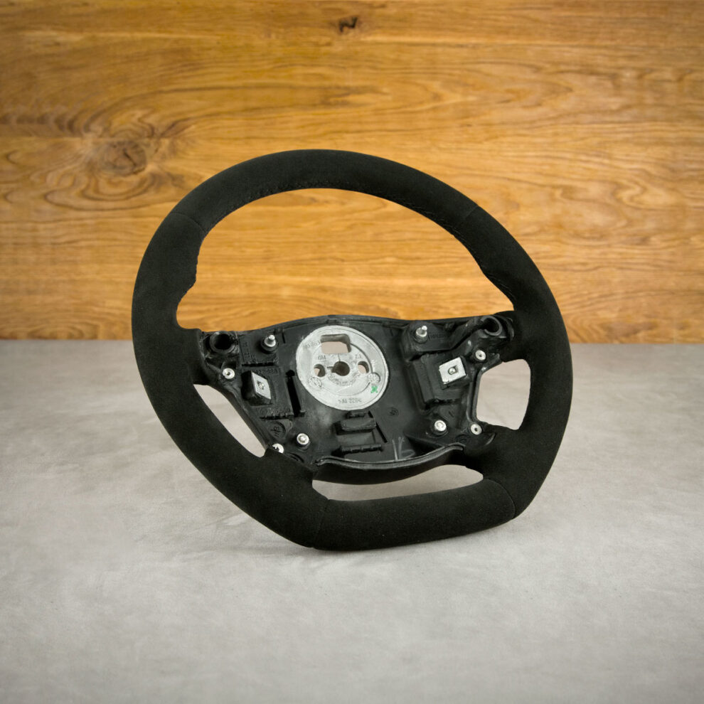 Modyfikacja i obszycie kierownicy Opel Omega