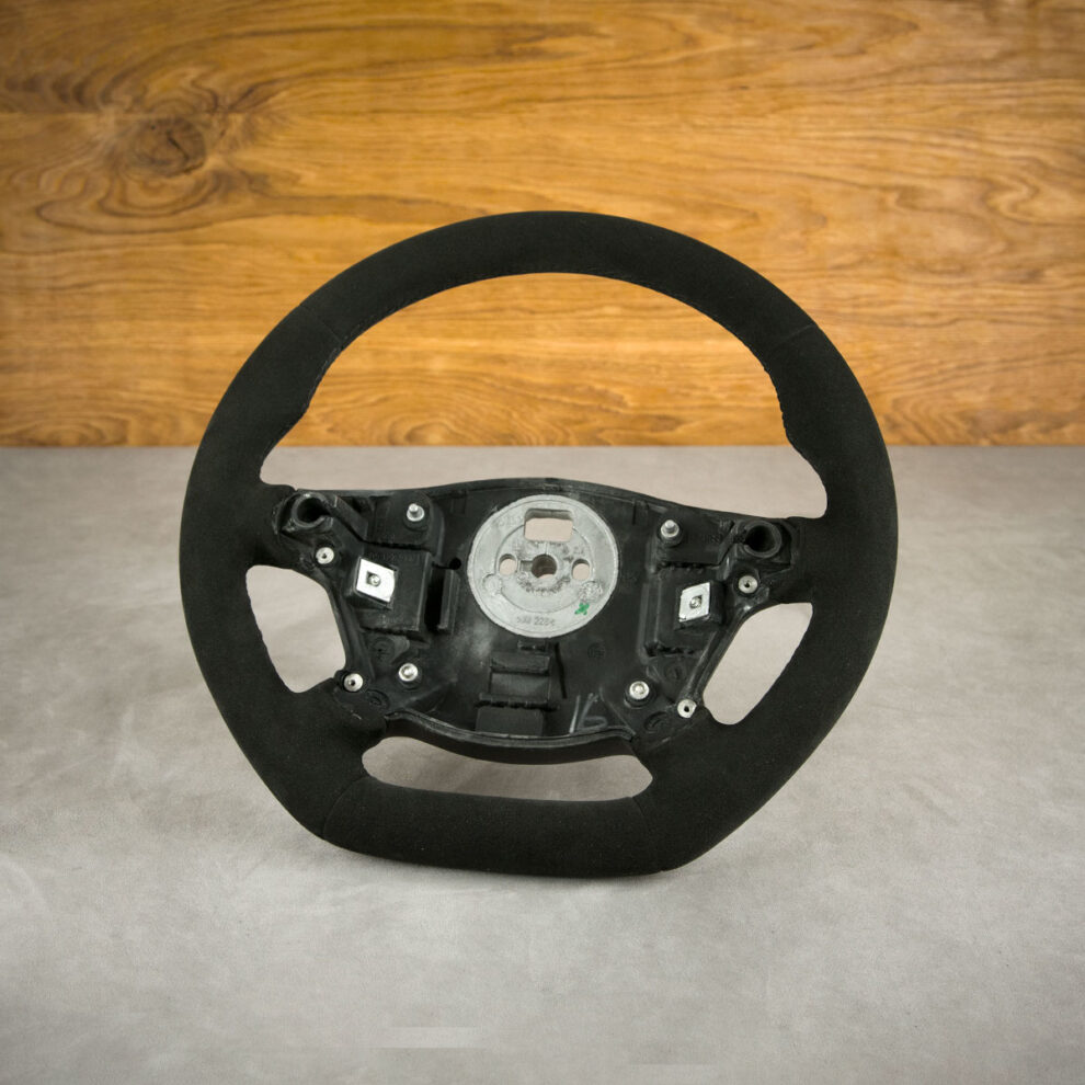 Modyfikacja i obszycie kierownicy Opel Omega