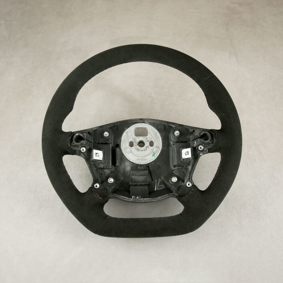 Modyfikacja i obszycie kierownicy Opel Omega