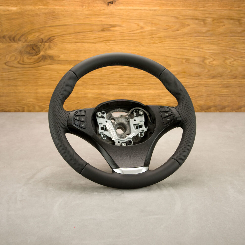 Obszycie kierownicy BMW X3 E83