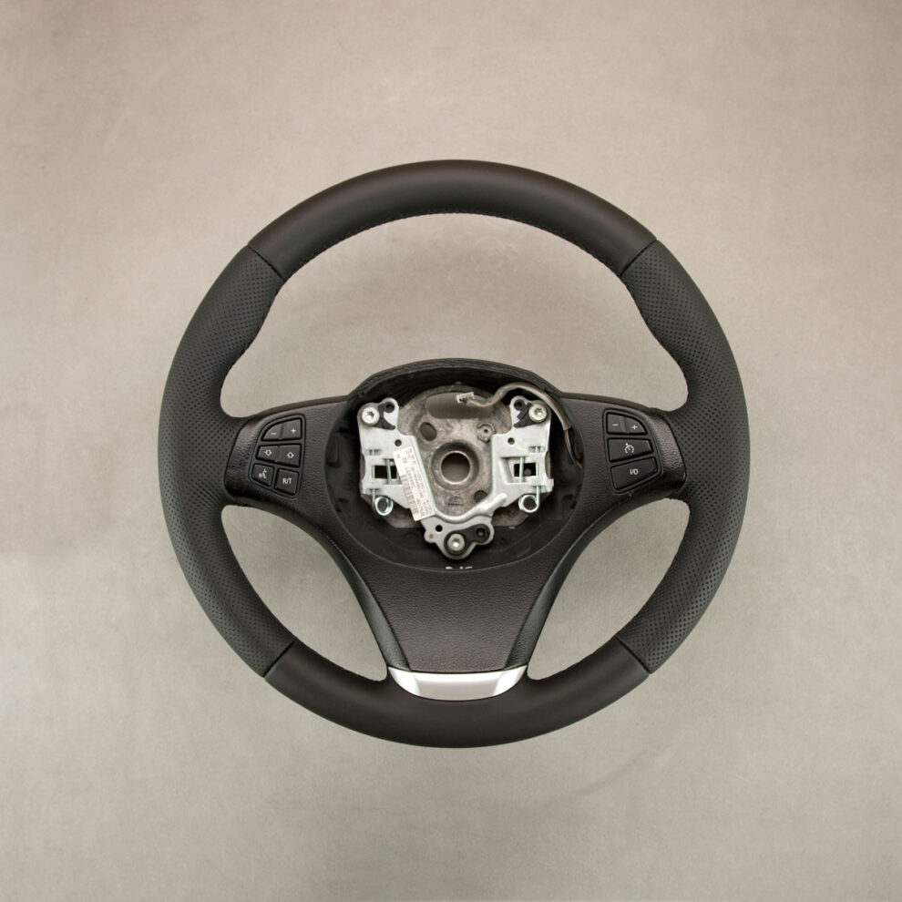 Obszycie kierownicy BMW X3 E83