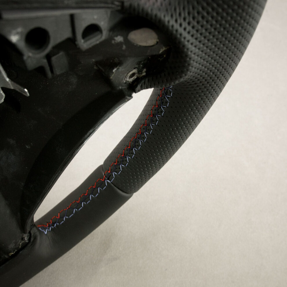 Obszycie kierownicy BMW X5 E70