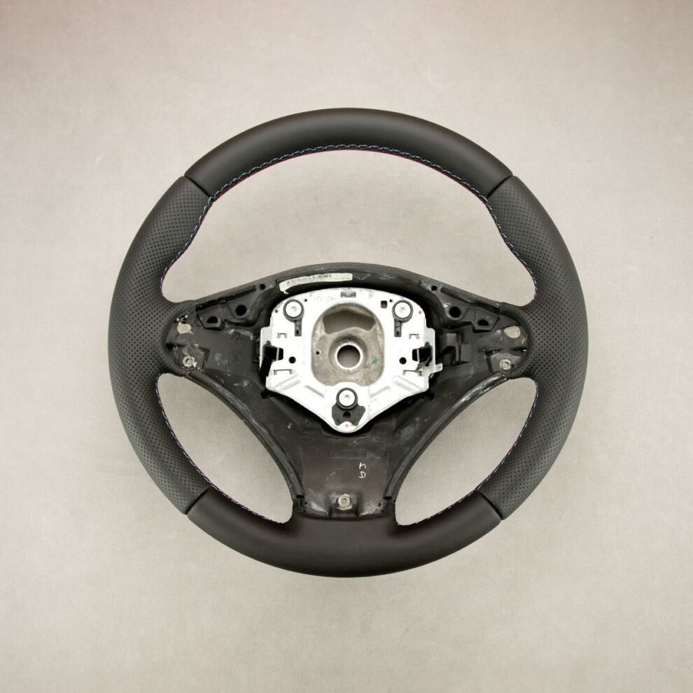 Obszycie kierownicy BMW X5 E70