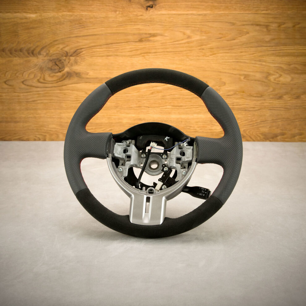 Obszycie kierownicy Subaru BRZ