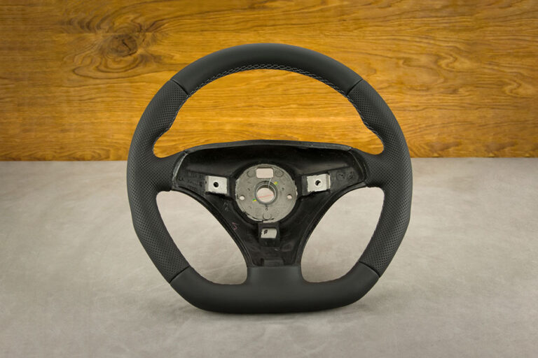 Modyfikacja i obszycie kierownicy Audi TT 8N