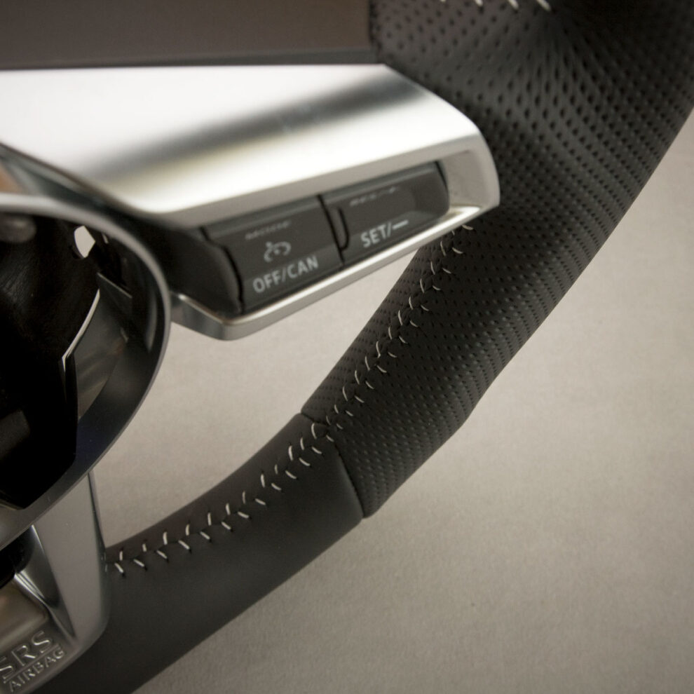 Modyfikacja i obszycie kierownicy Mazda MX5