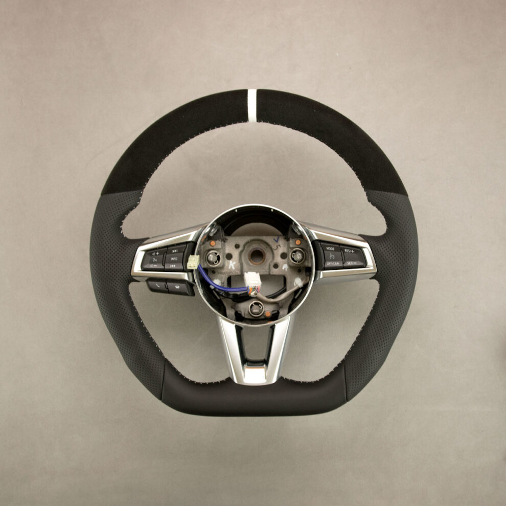 Modyfikacja i obszycie kierownicy Mazda MX5