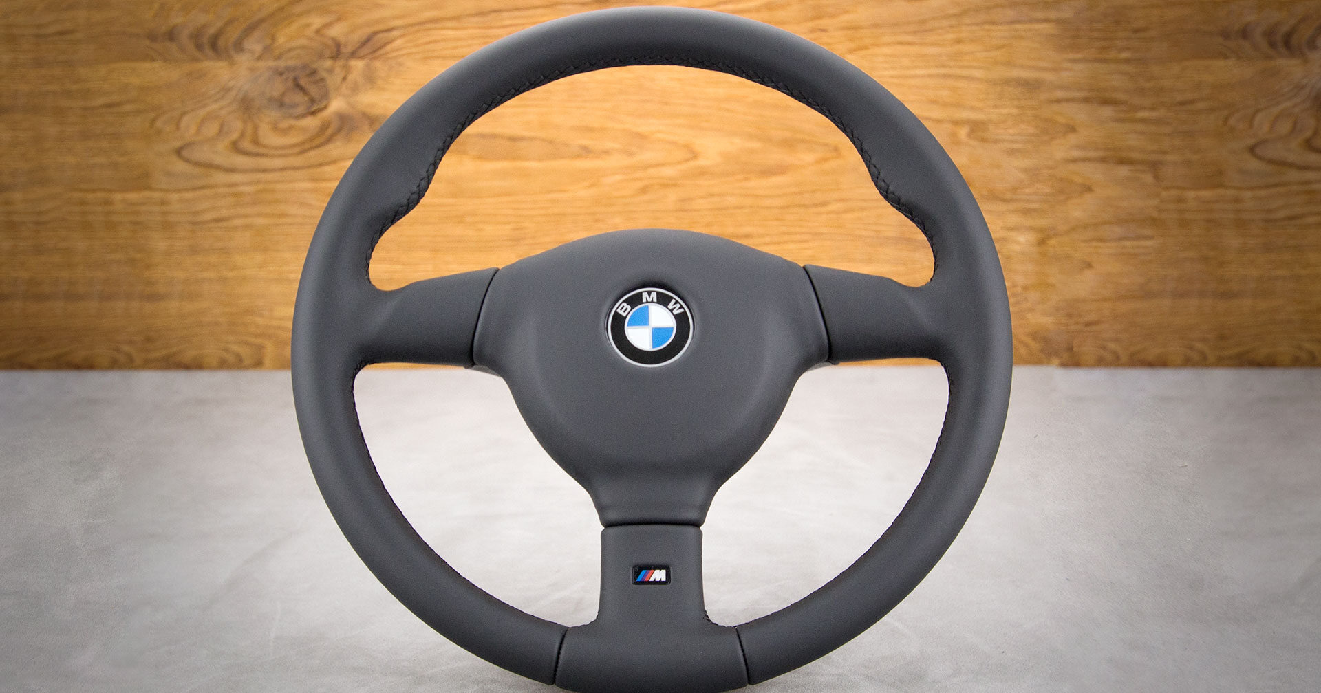Obszycie kierownicy BMW E31