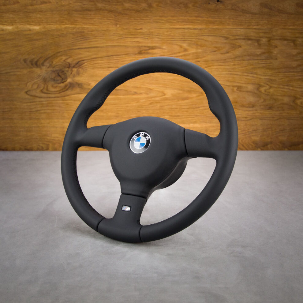 Obszycie kierownicy BMW E31